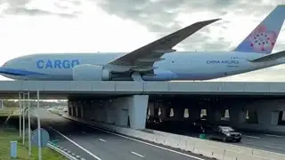 BOEING 777-F CHINA AIRLINES (MUMBAI TO AMSTERDAM) LANDED SCHIPHOL AIRPORT / PLANE SPOTTING / B18776