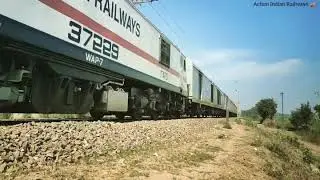 Madras duronto hauled by itarsi wap-7 moving towards nagpur