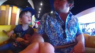 The Many Adventures of Winnie the Pooh - Magic Kingdom Orlando VR 360