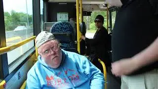 Åka kollektivt med rullstol i Göteborg En film från Assistansbruk med LSS-Partner