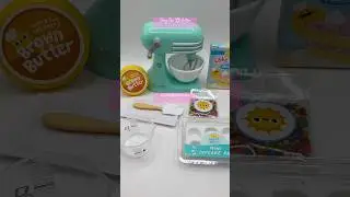 Unboxing Miniverse Appliances Blue Mixer #MiniUnboxing #LittleMiniCollector #MomandDaughter