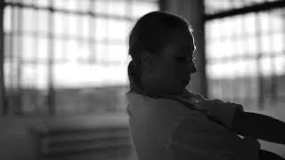 Ania Blush - Ostatni takt (Official Lyric Video)