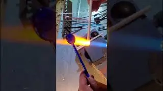 Watch me make a glass penguin with my torch! 🐧 #penguin #glass #melting #soothing