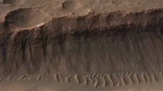 Graben with Gullied Walls on Mars