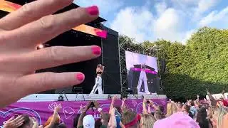 90 Tals Festivalen i Malmö 2025 - Melanie C (Uppträder med Spice Girls låt) ” 2 Become 1”