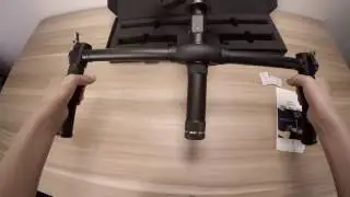 Zhiyun Dual Handheld Grip Unboxing video