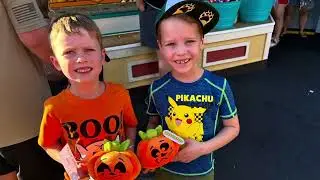 October 2025 Dollywood 