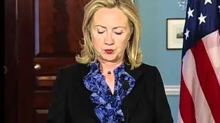 Clinton urges countries to stop trading with Syria