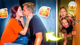 ESPIONAMOS O GABRIEL COM A MARIA EMANUELLY  (Eles se beijaram) •irmãs caliano•