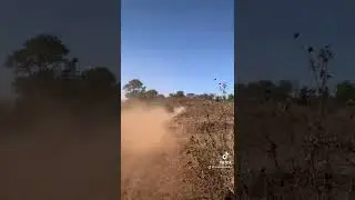 Acelerando forte tornado 400cc
