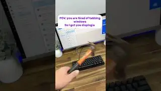 Тройная конфигурация мониторов для настоящей многозадачности.