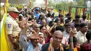 Medaram Devotees Prayers | Sammakka Saralamma | Medaram Jathara 2026 || Avh Times