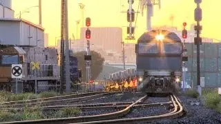 Pacific National Steel Train In Melbourne - PoathTV Australian Railways, Railroads & Trains