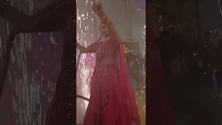 💃✨ Dulhan Ki Shandar Entry | Bride Dance Performance | Wedding Shorts ❤️