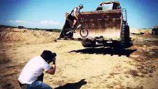 Vicente Alfonso photoshoot making of