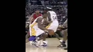 Kobe Bryant!! 😮 🐍 Dropping 81 points on the Raptors #nba #basketball #nbashorts #kobe #lakers