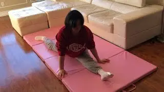 Paraplegic Stretching Exercises on Floor Mat | Fitness & Physical Activity Spinal Cord Injury