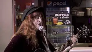 KFC Southern Legends Tour: Kim Logan & the Nashville Hot burger