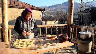 Традиционный и популярный рецепт украинской кухни «Вареники» | Очень вкусное тесто!