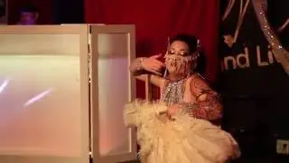 Deaja Girl on Fire - What is Burlesque