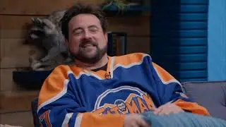 317 - Kevin Smith Wears a Hockey Jersey & Jean Shorts with commentary - Comedy Bang! Bang!