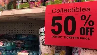 Toys R Us displaying deep discounts
