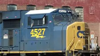 In-Op Train Crossing Gates & CSX EMD SD70MAC