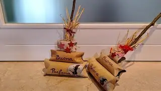 La scopa della Befana portacaramelle, fatta con i rotoli di carta. Witch's Broom candy holder.