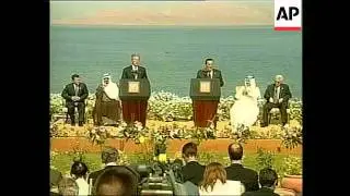 WRAP Bush, Arab leaders meet on Mideast peace