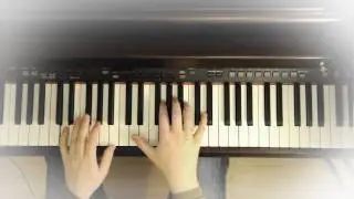 Coldplay -- Christmas Lights (piano)