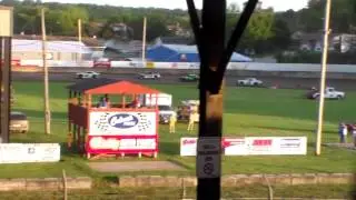 Stock Car Heat 4 @ Upper Iowa Speedway 05/29/16