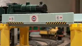 Irish CI&Eacute; Train Departing on the Elevated Line