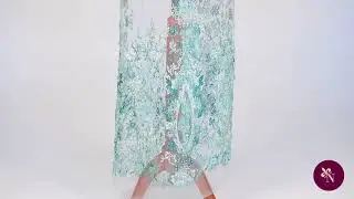 Dantelă turquoise cu mărgele și strasuri