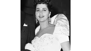Mezzo-soprano Rosalind Elias dies at 90; she made Broadway debut at 81 in 'Follies'