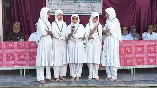  ہیومن ایج گلشن اطفال اسکول گلبرگہ کی طالبات اسماء الحسنٰی پڑھتے ہوئے ۔