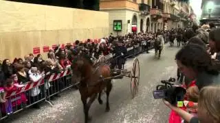 Carnevale Romano 2012 -  Sfilata a Via del Corso   HTOTV Part 2 of 4