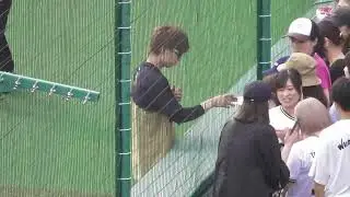 【神対応】過ぎてヤバイ山岡のファンサ　2023.6.13　＃オリックスバファローズ　＃オリックス　＃甲子園　＃甲子園球場　＃阪神甲子園球場　＃山岡泰輔　＃杉本裕太郎