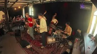 Dubbeltrion live at T&oslash;jhuset - Swing it bby!