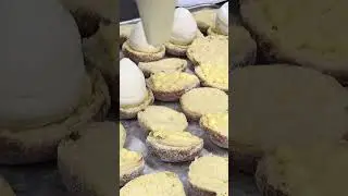 MILK CREAM Donut 🤍