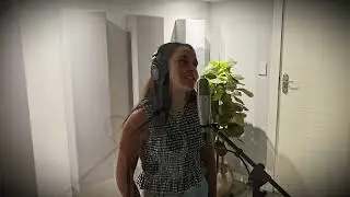 Hayleigh Sutherland with Daydream
