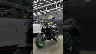 🤩 Brand new Kawasaki Z900 dropped in to get protected with Ceramic Graphene Coating!🧪 #sportsbike