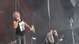 Lendakaris Muertos - Urrusolo Sistiaga 1 & 2 - Directo Festival Revenidas 2025 - Vilaxo&aacute;n - 4K