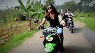 Sarah Saputri - Anugerah Alam Indonesia ( Curug Kencana & Curug Barong, Desa Karang Tengah, Bogor)
