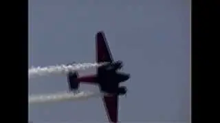 2004 AirPower Over Hampton Roads - Bobby Younkin (Twin Beech)