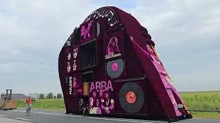 Bloemencorso Vollenhove 2025 Oprijden wagens