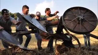 CAGGIANO - Aratura con mezzi agricoli storici secondo turno 2015