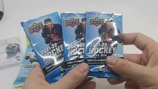 NHL kartičky Upper Deck 2021-22 Hockey album, Tipsport ELH 2022-23 promo, One touch obal CZ unboxing