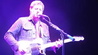 Sturgill Simpson - I'd Have to Be Crazy [Willie Nelson cover] (Houston 10.14.17) HD