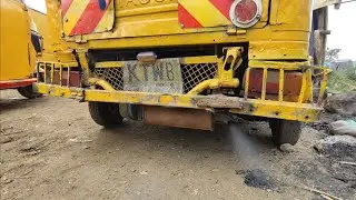 How to start old diesel engine 💨 #coldstart #diesel #rawpower #relatable #fyp #tuktuk #old 
