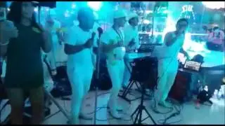 Dos Morenas - Pisht & Vamp